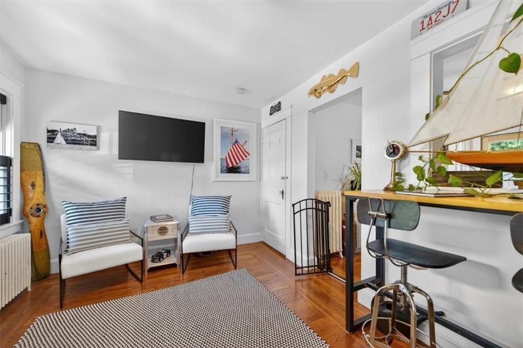 494 Thames St Street - Photo 5 of 27