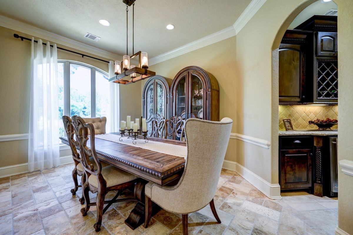 4434 Chateau Creek Way - Photo 5 of 35