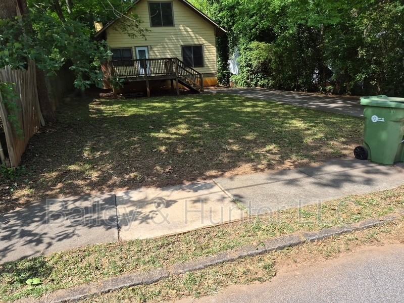 250 Hendrix Ave Sw - Photo 2 of 2