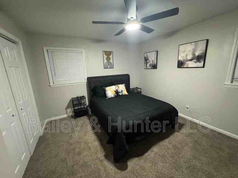 3482 Scenic Dr - Photo 3 of 13