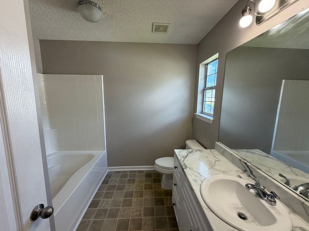 3447 Jeanne Ln - Photo 5 of 11
