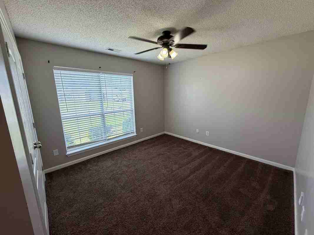 3447 Jeanne Ln - Photo 7 of 11