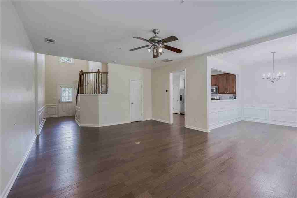 1472 Bellsmith Dr - Photo 4 of 25
