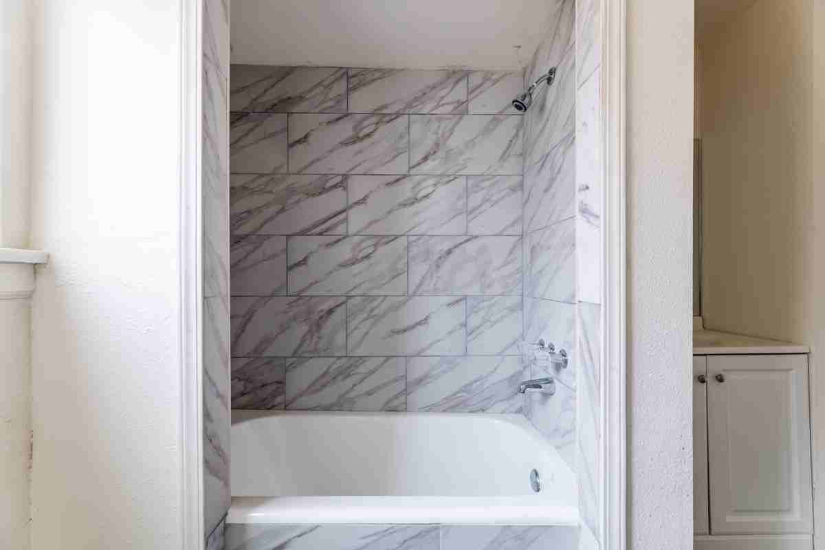 138 W 82nd St - Photo 2 of 22