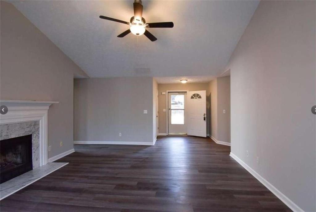 6105 Back Bay Cir - Photo 3 of 21