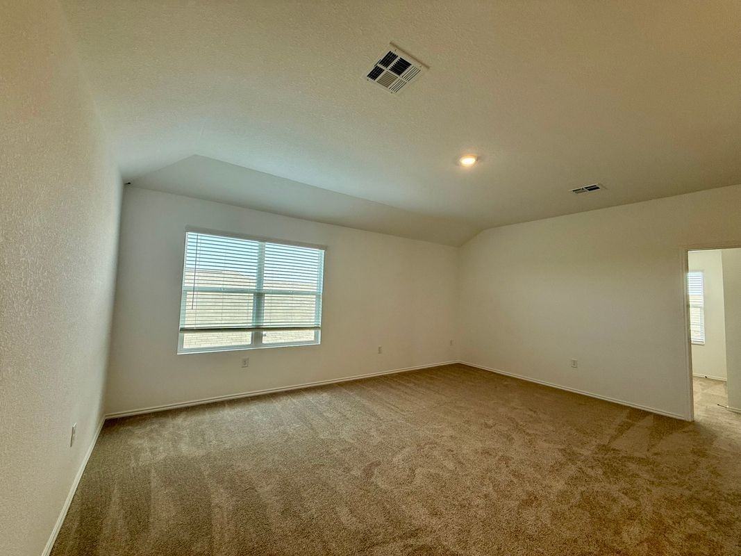 306 Camargue Dr - Photo 3 of 15