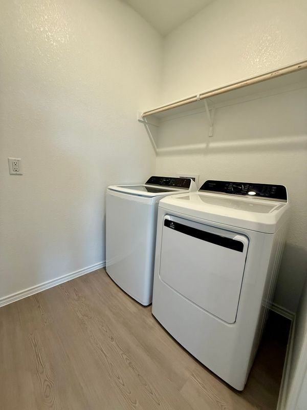 306 Camargue Dr - Photo 6 of 15