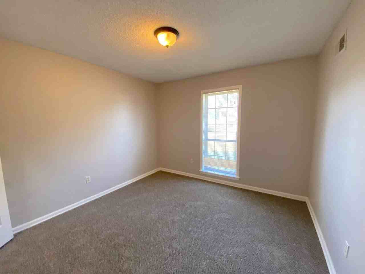 6127 Mission Ridge Rd - Photo 4 of 14