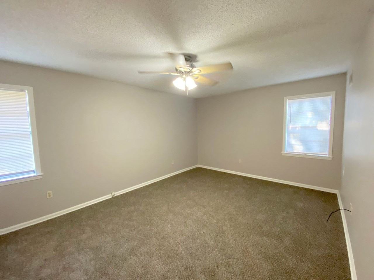 6127 Mission Ridge Rd - Photo 5 of 14