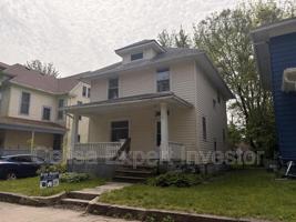 featured image of 1353 Huestis Ave