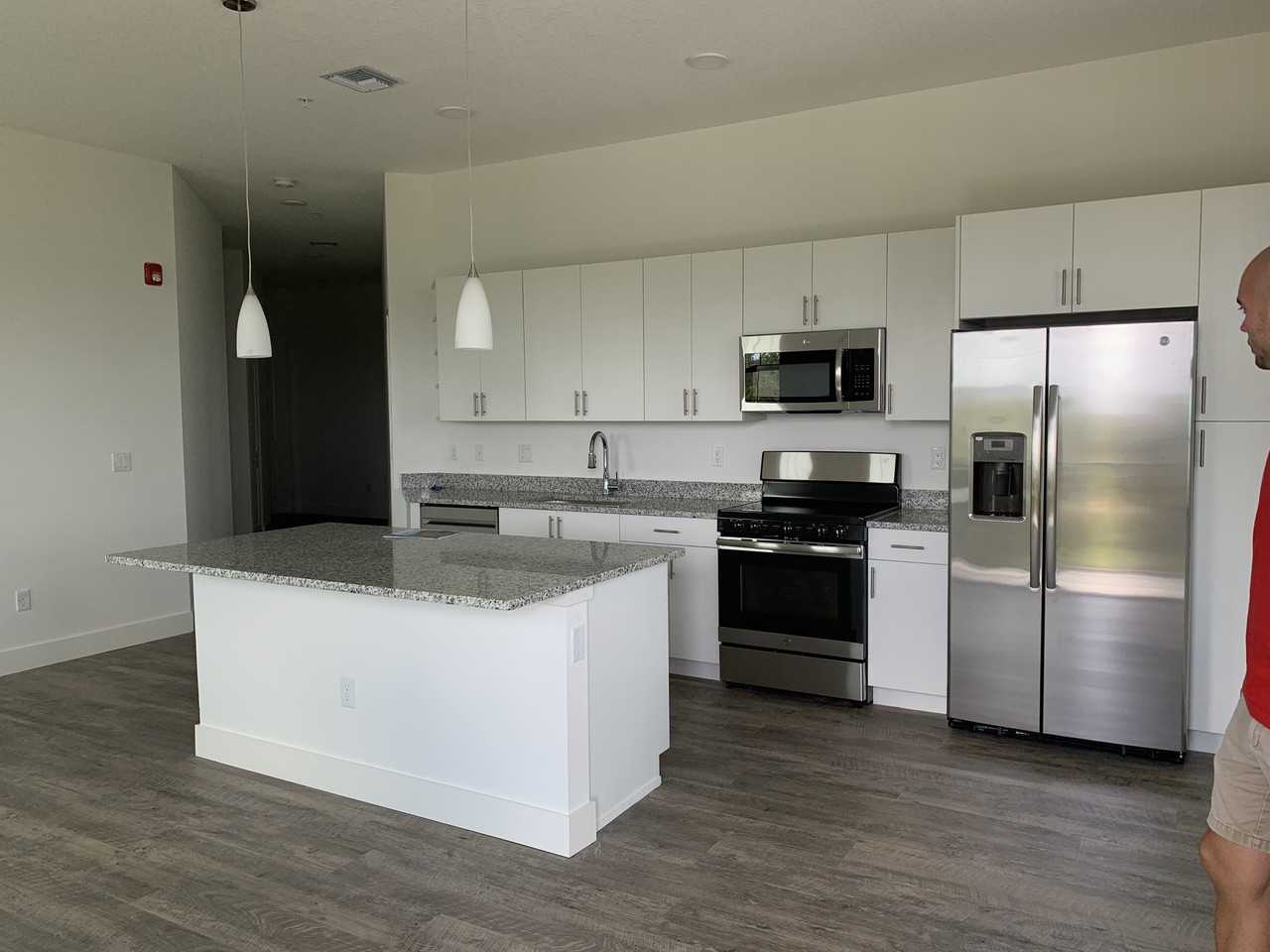 Azul Luxury Residences - Photo 3 of 15