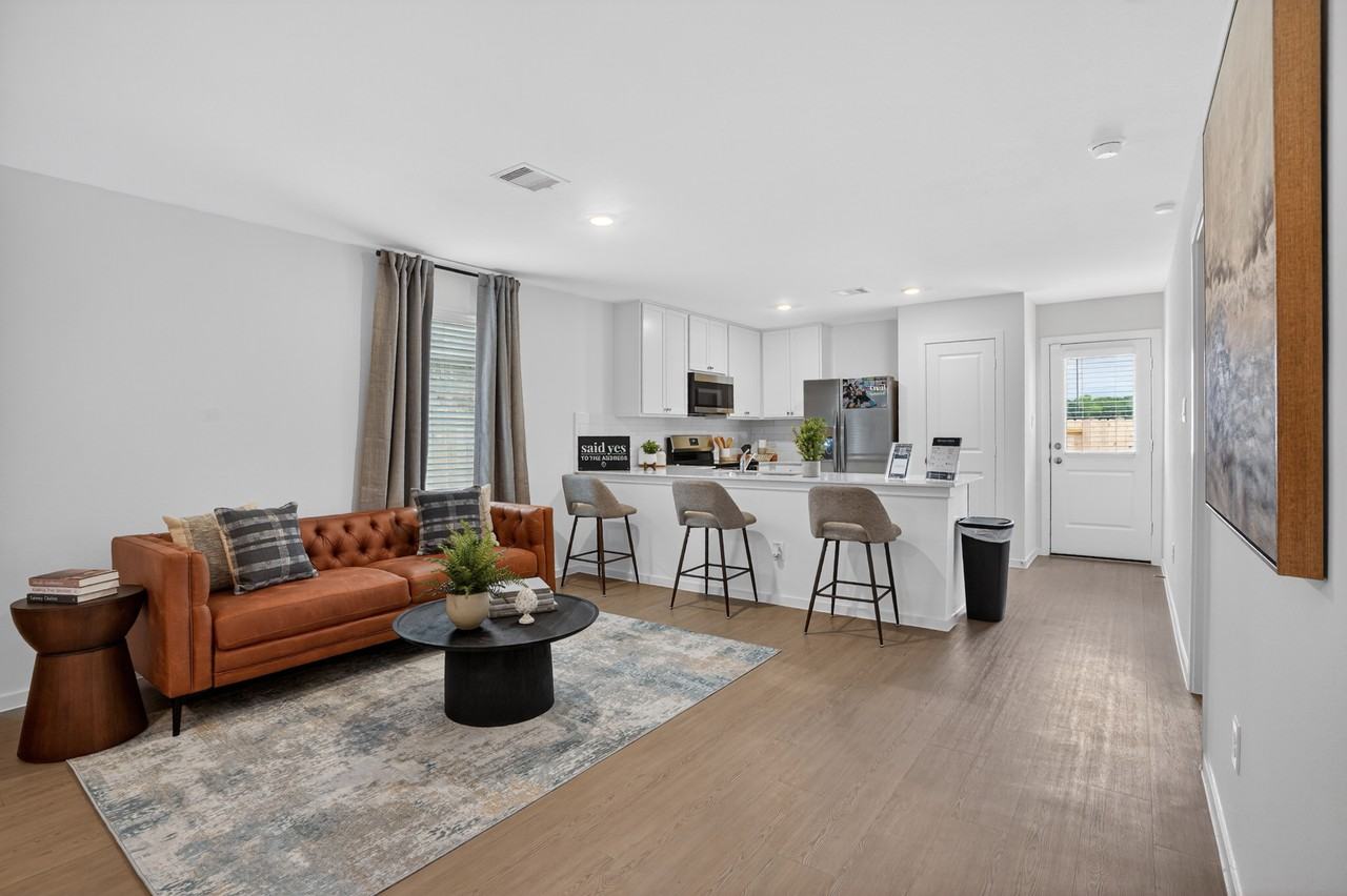 Overlook at Fairwater Rental Homes - Photo 6 of 37