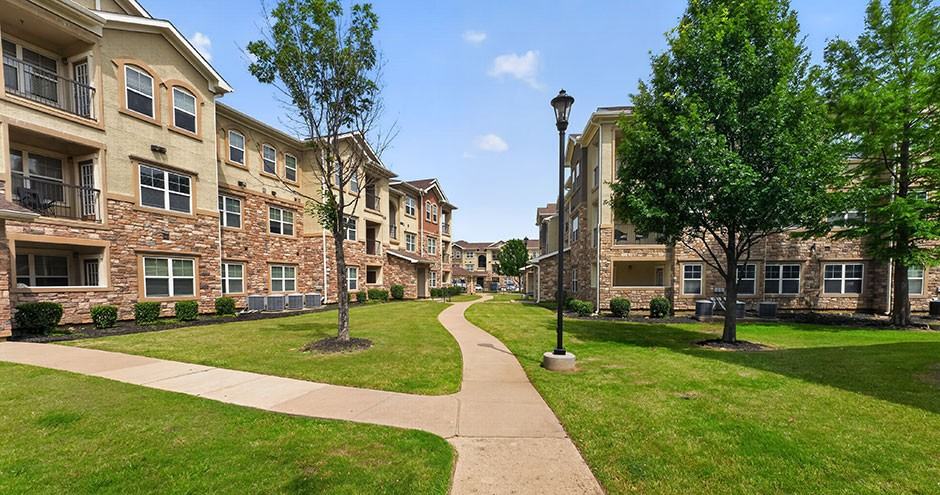 Gardens of Denton Apartments - Photo 3 of 31