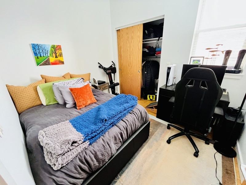 1637 W Grand Ave - Photo 4 of 27