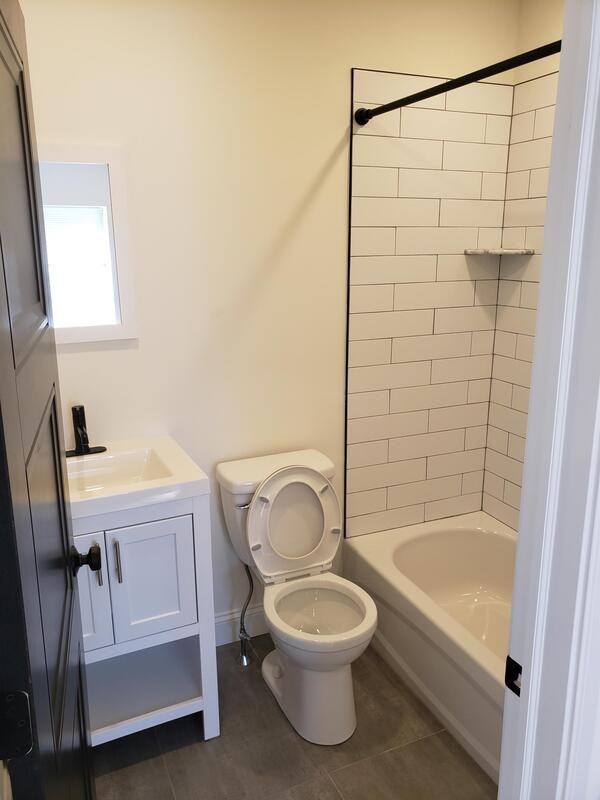 125 Sumac St - Photo 5 of 9