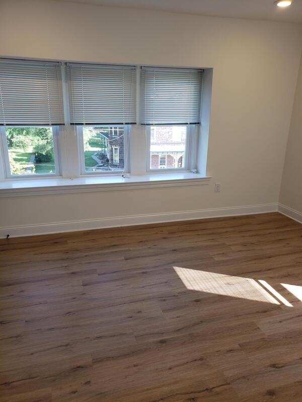 125 Sumac St - Photo 6 of 9
