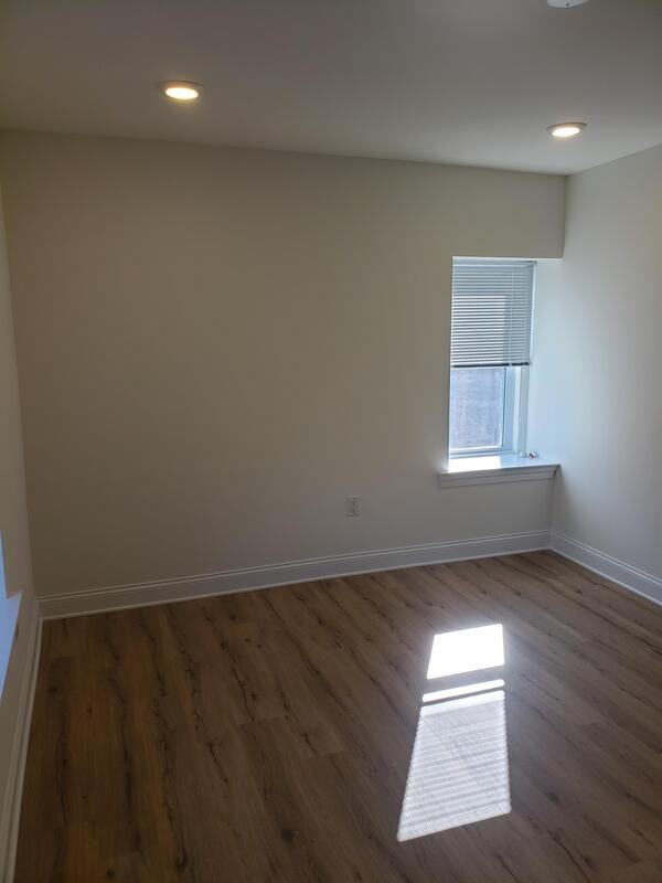 125 Sumac St - Photo 7 of 9