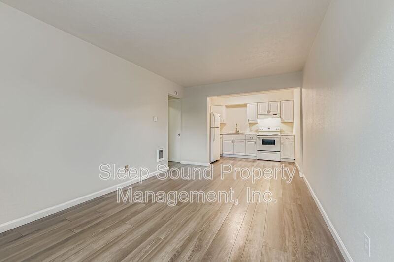 130 Ne 17th Ave #08 - Photo 2 of 11