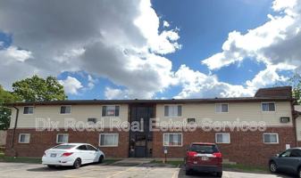 featured image of 735 Trumbull St #4