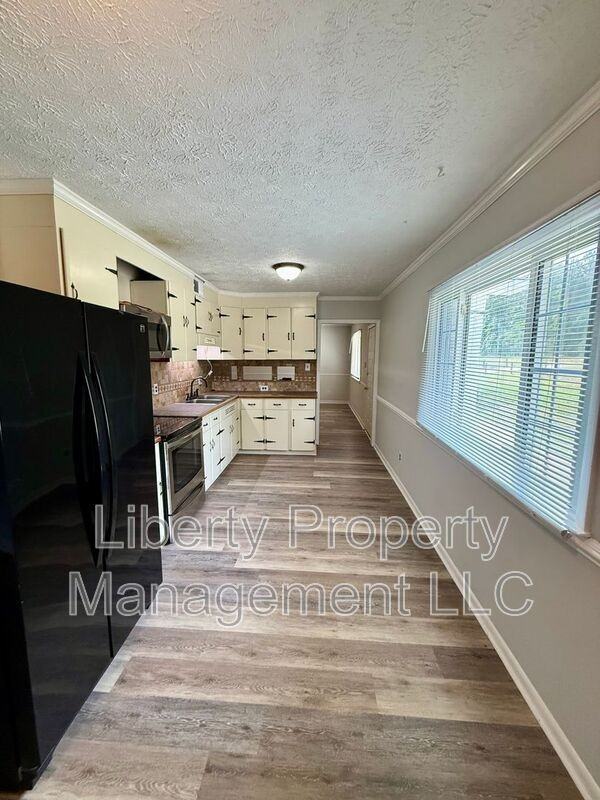 1725 Sand Hill Rd - Photo 5 of 14