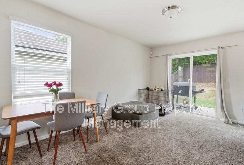 3200 Rogers Ave - Photo 6 of 30