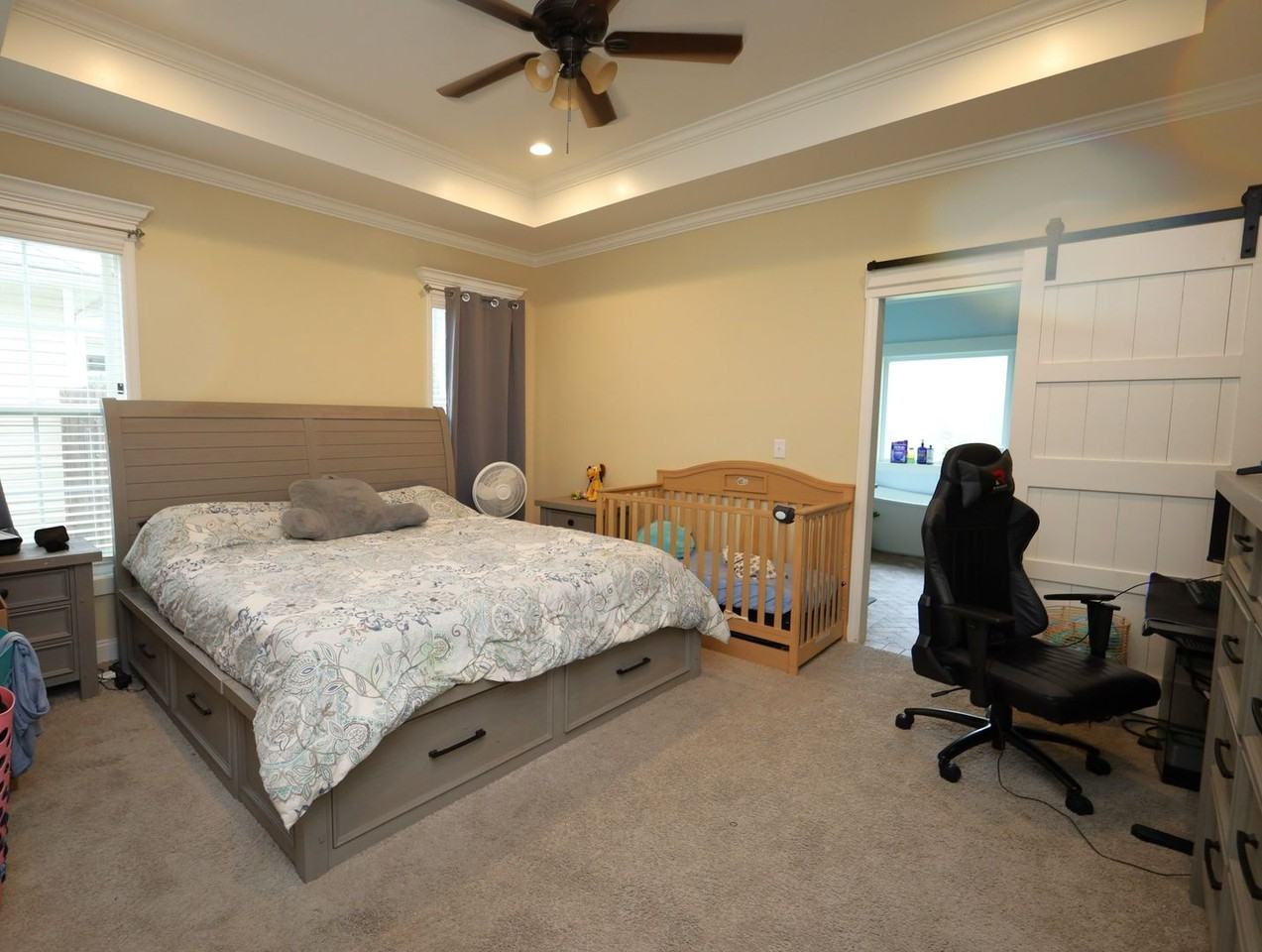 3962 Bettys Pl - Photo 4 of 12