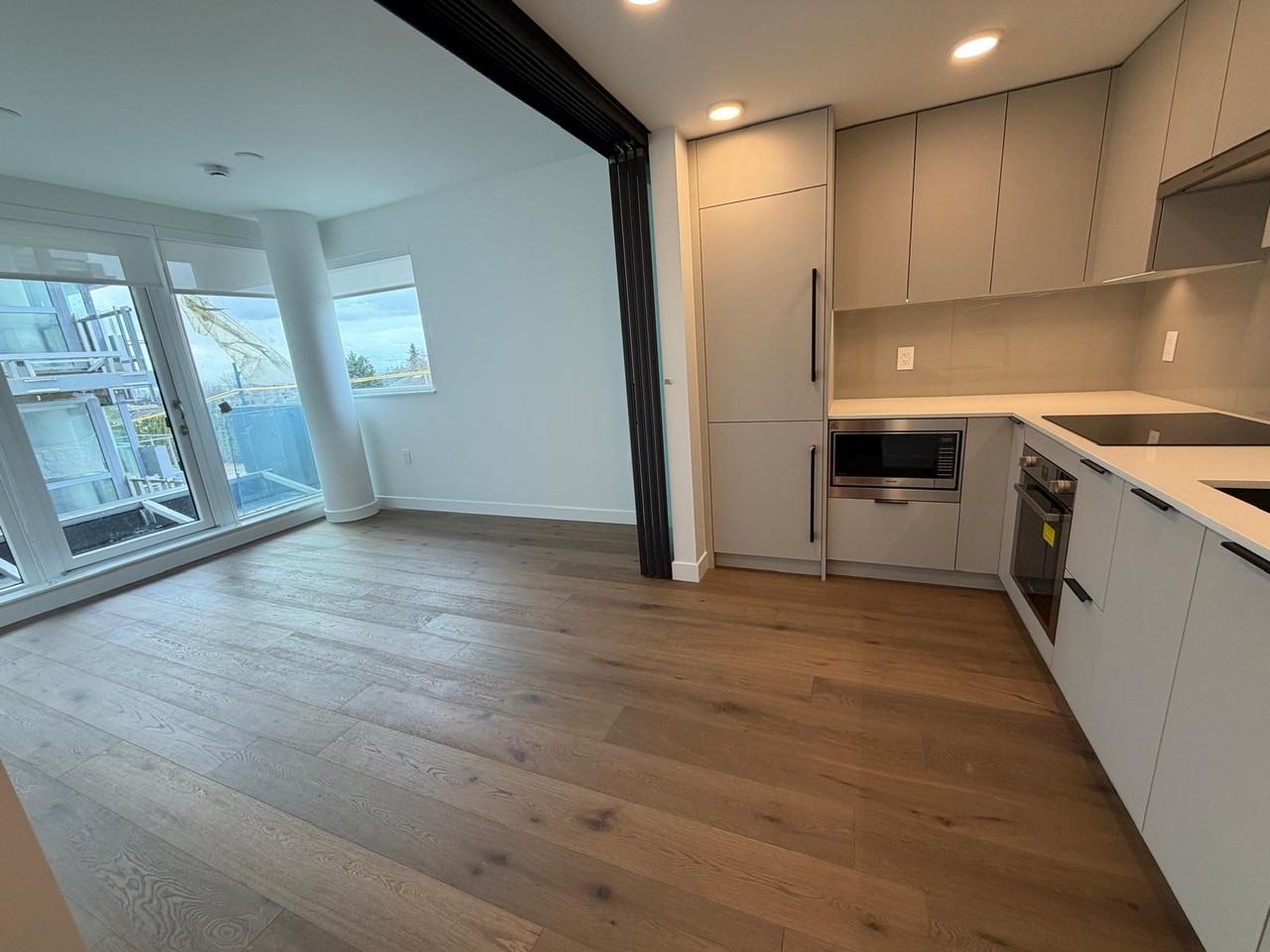 8080 Oak Street #303 - Photo 6 of 10
