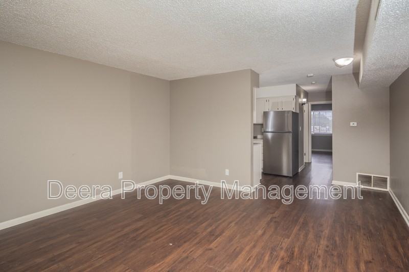 6016 Leavenworth Rd #122 - Photo 7 of 11