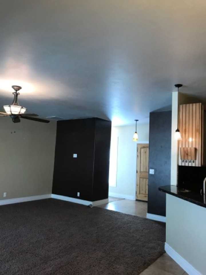 314 Jeweler St - Photo 4 of 11