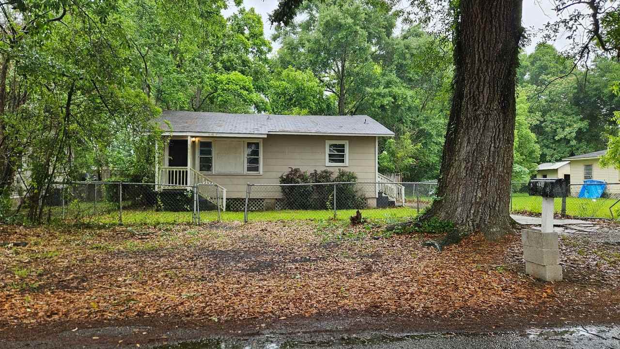 156 9th Ave - Photo 3 of 3