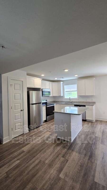 8780 Hillside Way - Photo 3 of 29
