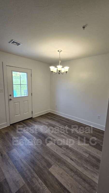8780 Hillside Way - Photo 7 of 29