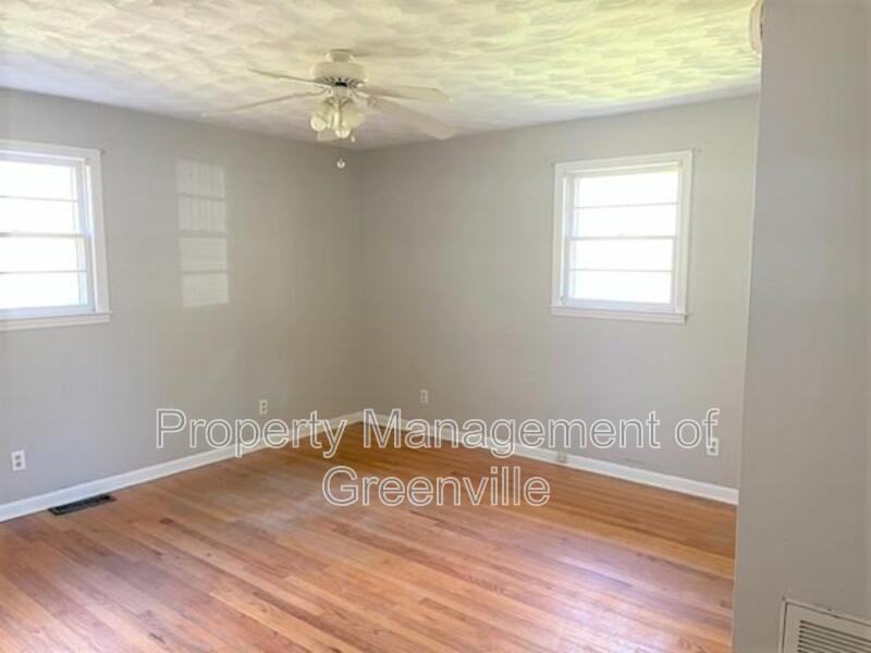 1071 Lightwood Knot Rd - Photo 5 of 8