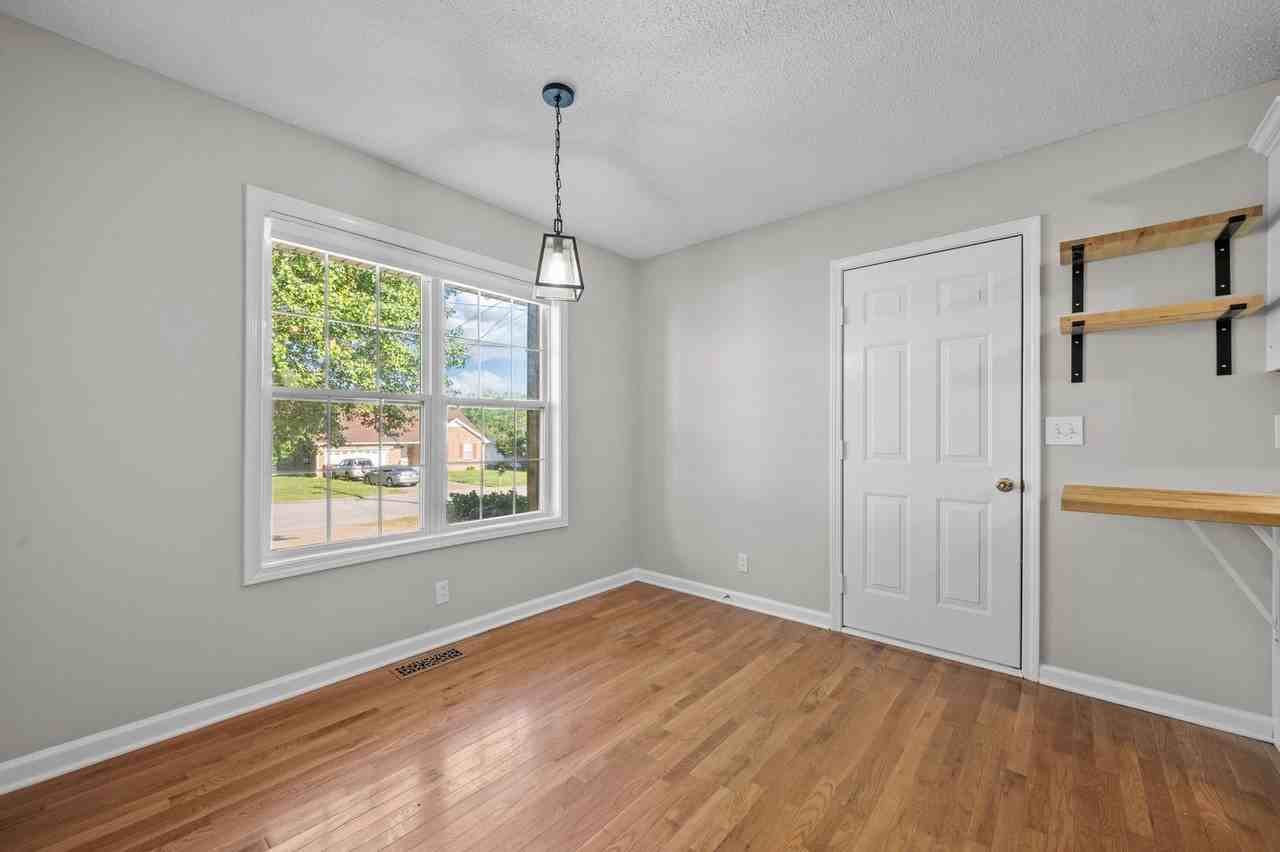 3726 Heather Dr - Photo 7 of 33