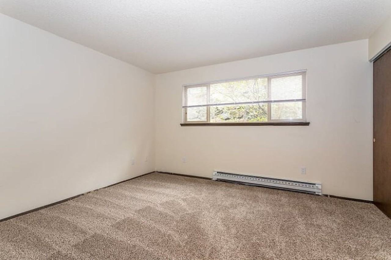 Hazelwood Terrace 3021 - Photo 3 of 24