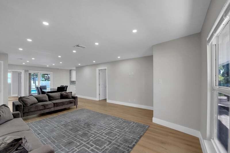 600 Nw 12th Ave - Photo 4 of 50