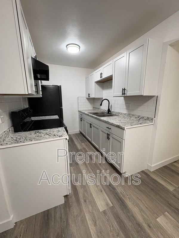 1101 S 74th St #13 - Photo 4 of 9