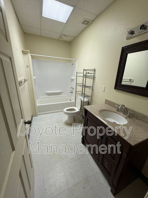 100 E Broadway St - Photo 5 of 6