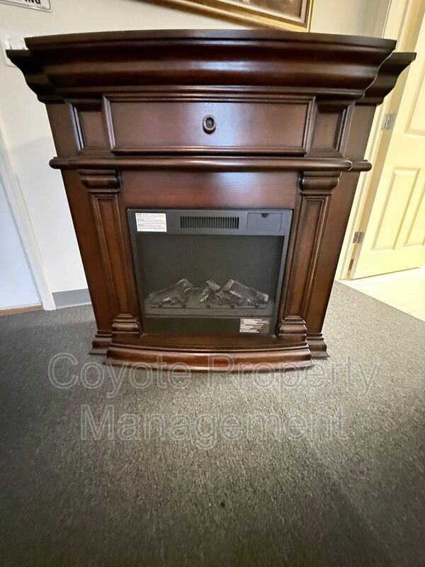 100 E Broadway St - Photo 6 of 6