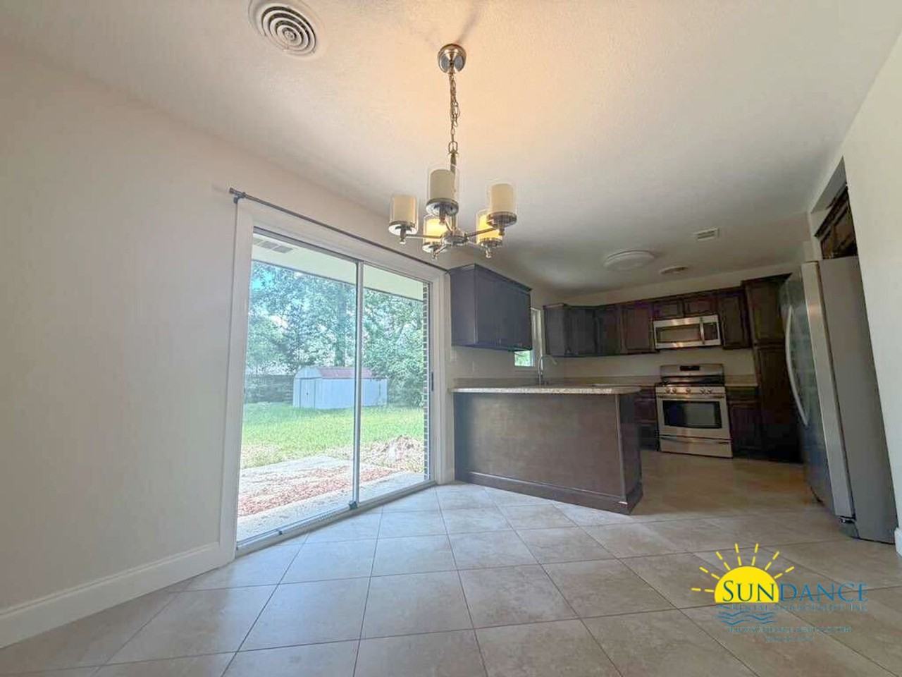 305 Leah Miller Dr Nw - Photo 5 of 19