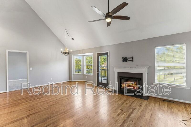 1057 Meandering Way - Photo 3 of 48