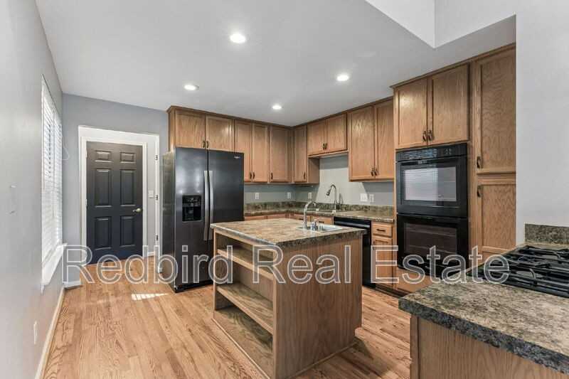 1057 Meandering Way - Photo 4 of 48