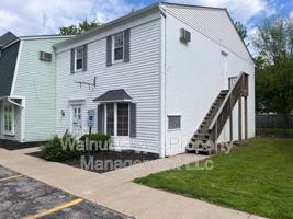 featured image of 4461 Oberlin Ave #D