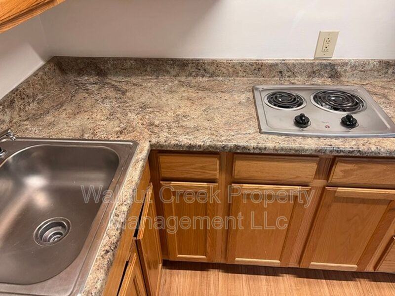 4461 Oberlin Ave #D - Photo 3 of 19