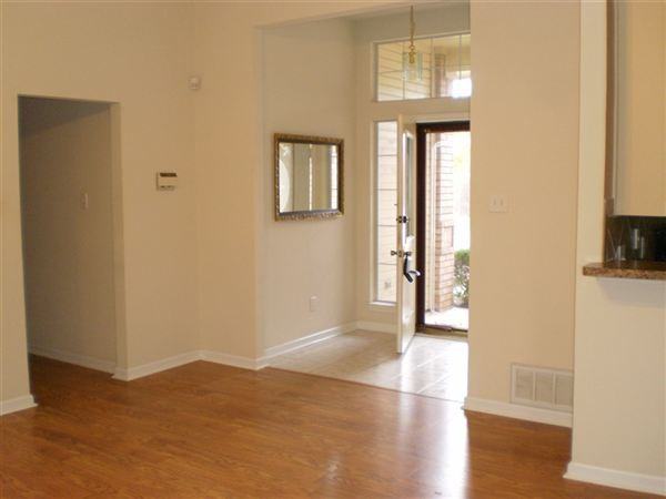 6700 Moss Ln - Photo 3 of 10