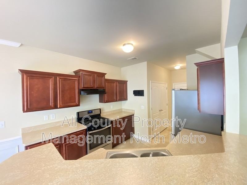 114 Kasey Dr - Photo 4 of 10