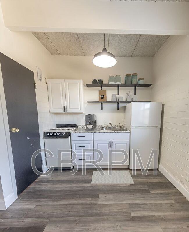 2601 York Ave #211 - Photo 4 of 50