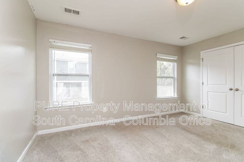 19 Grayson Grove Ct - Photo 3 of 17