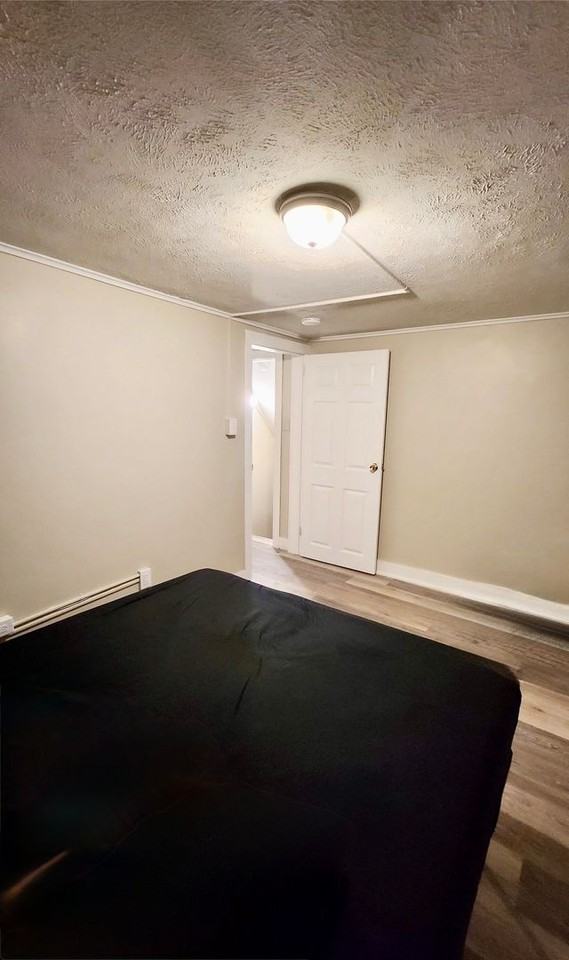 19 Bartlett Ave - Photo 3 of 11