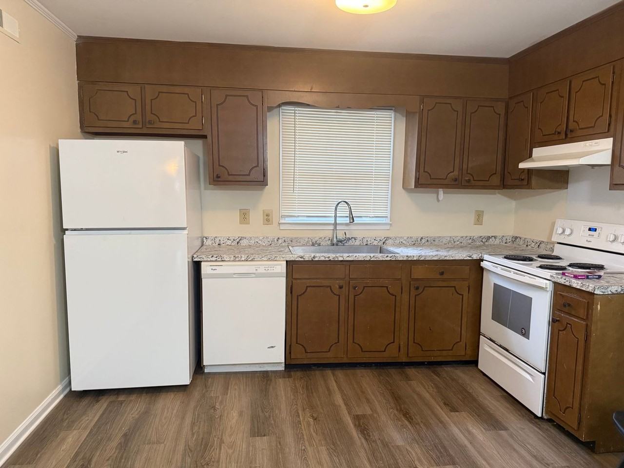 1 Winterton Ct - Photo 2 of 12